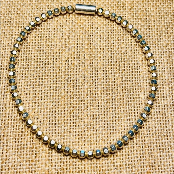 Silpada “Charlotte Stretch Bracelet” - Picture 5 of 12